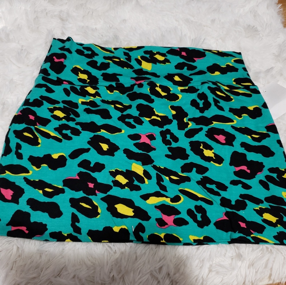 New Leopard print skirt